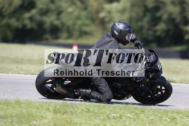 /44 09.08.2025 Plüss Moto Sport ADR/Einsteiger/unklar backside